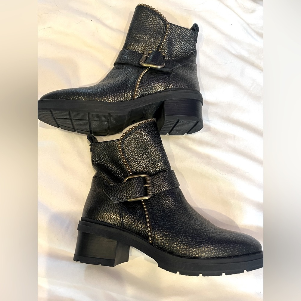 Hispanitas black leather ankle boots size 36 (US 6)